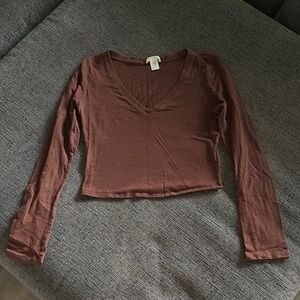 Women's V-Neck Long Sleeve Top - Brown
